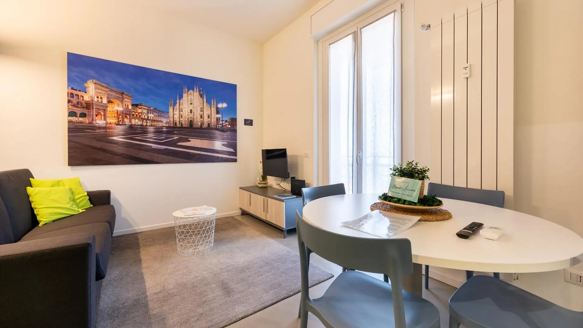 B&B Maison Azzurra Malpensa トゥルビーゴ イタリア